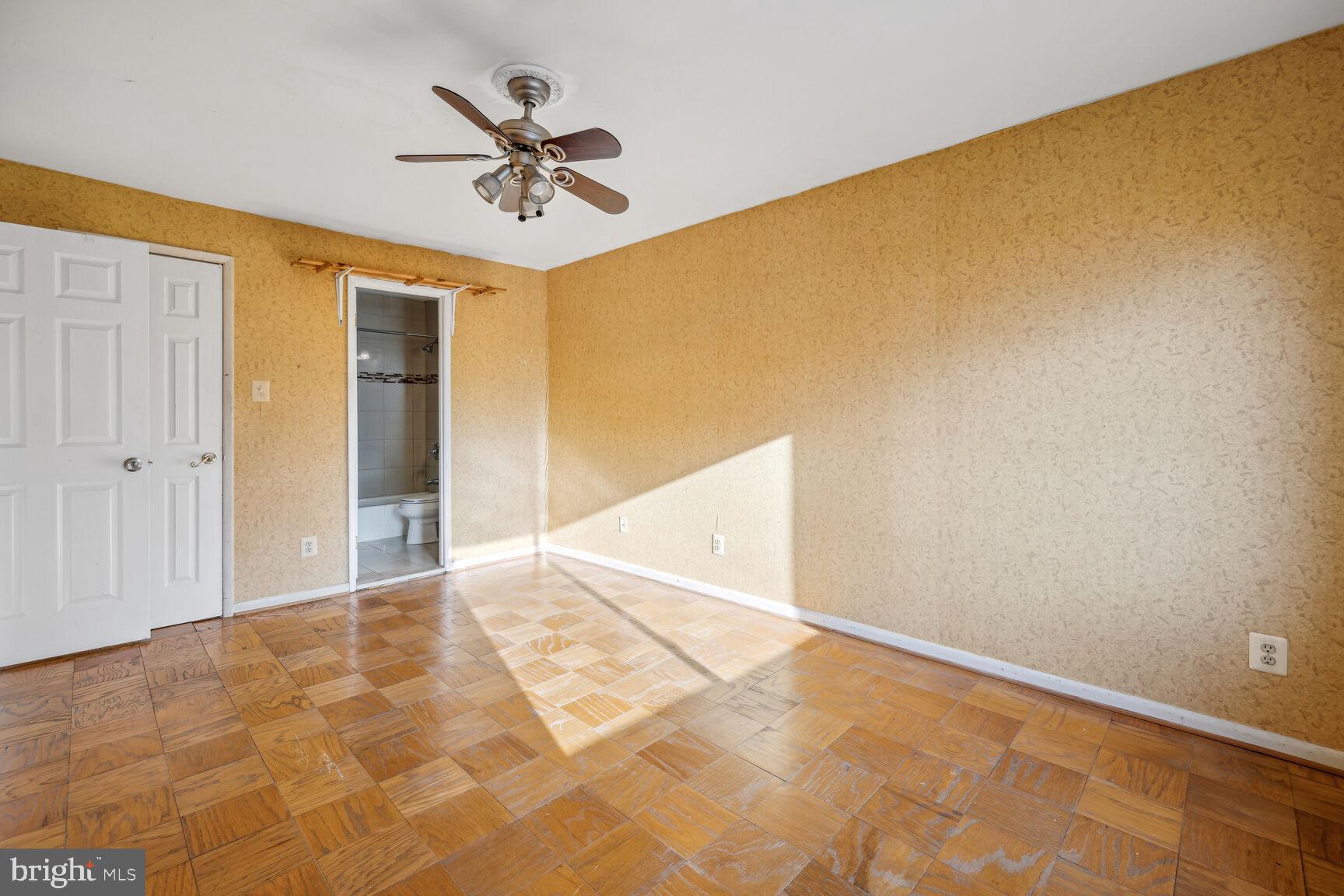470 W DEER PARK ROAD 15H