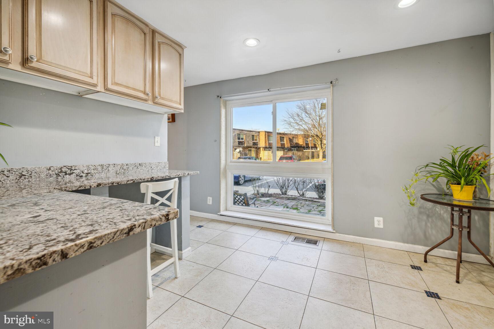 470 W DEER PARK ROAD 15H