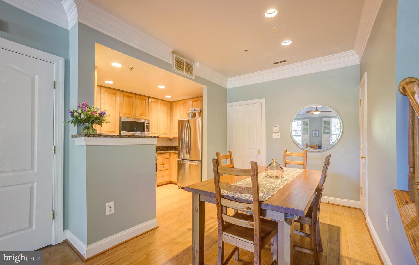 916 ORCHARD RIDGE DRIVE 100