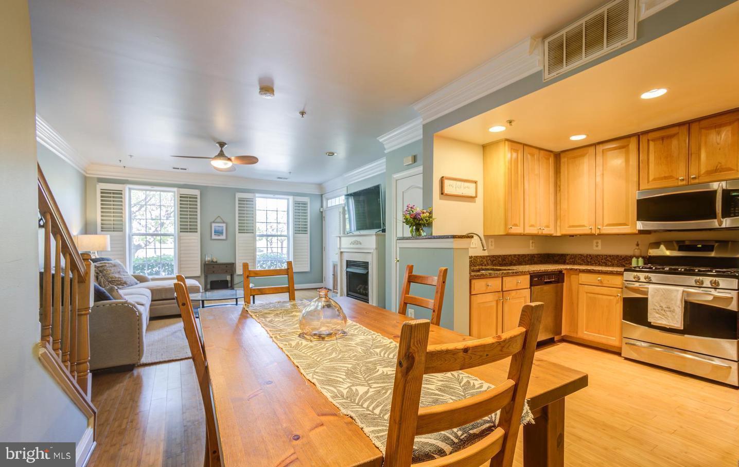 916 ORCHARD RIDGE DRIVE 100