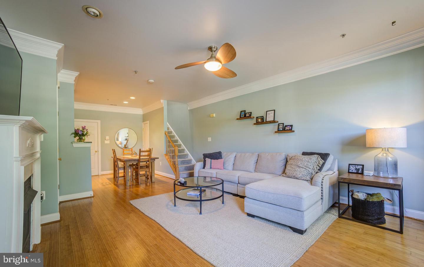 916 ORCHARD RIDGE DRIVE 100
