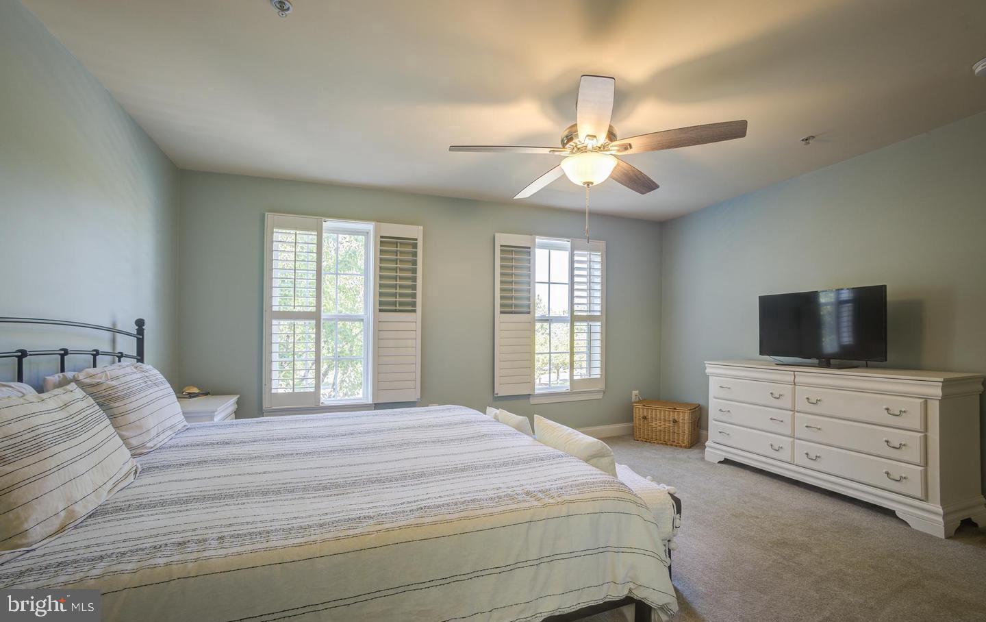 916 ORCHARD RIDGE DRIVE 100