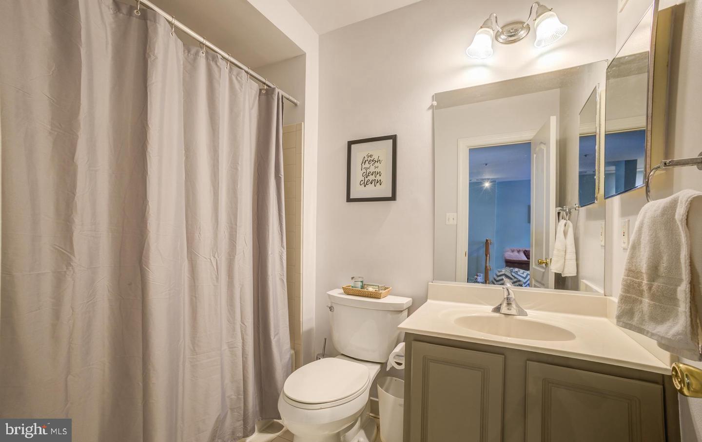 916 ORCHARD RIDGE DRIVE 100