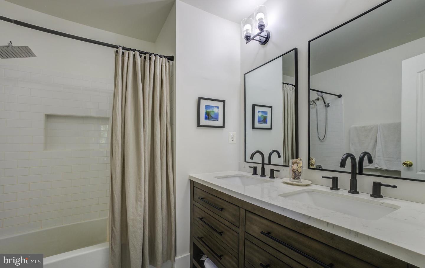 916 ORCHARD RIDGE DRIVE 100
