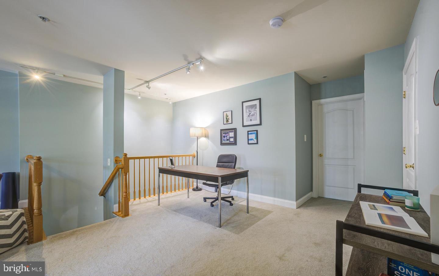 916 ORCHARD RIDGE DRIVE 100