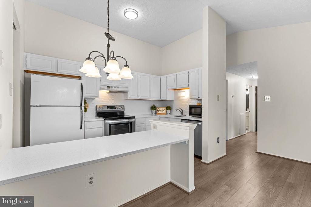 12217 PEACH CREST DRIVE 905-M