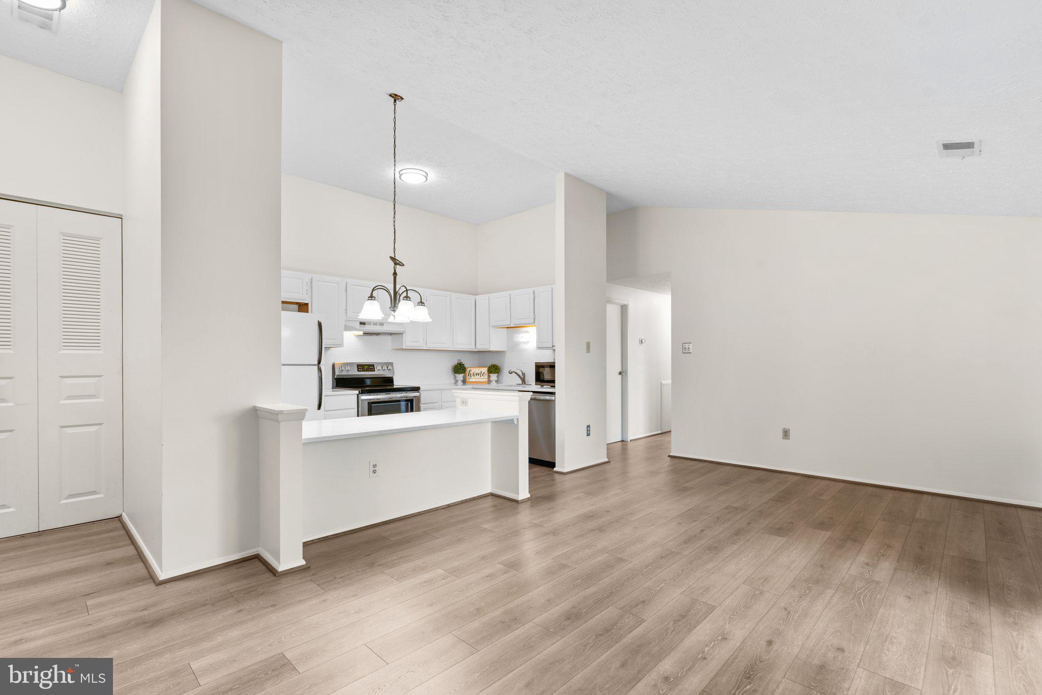 12217 PEACH CREST DRIVE 905-M