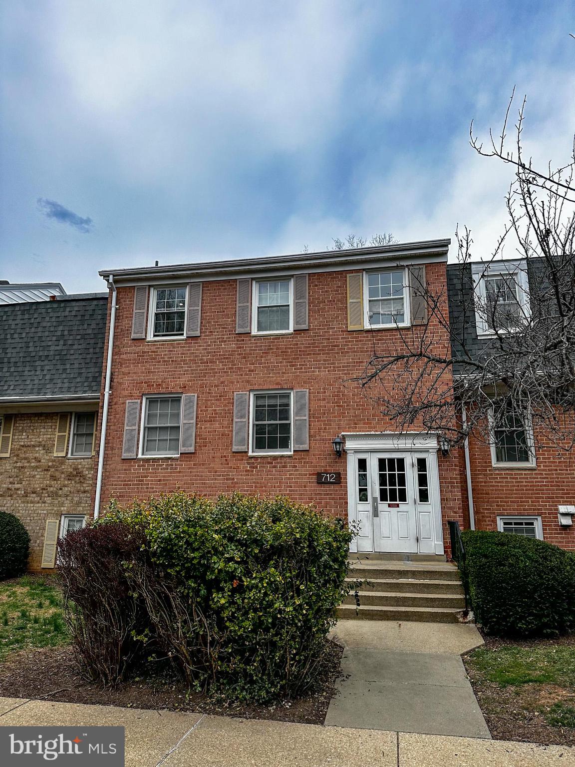 712 QUINCE ORCHARD BOULEVARD 712-10