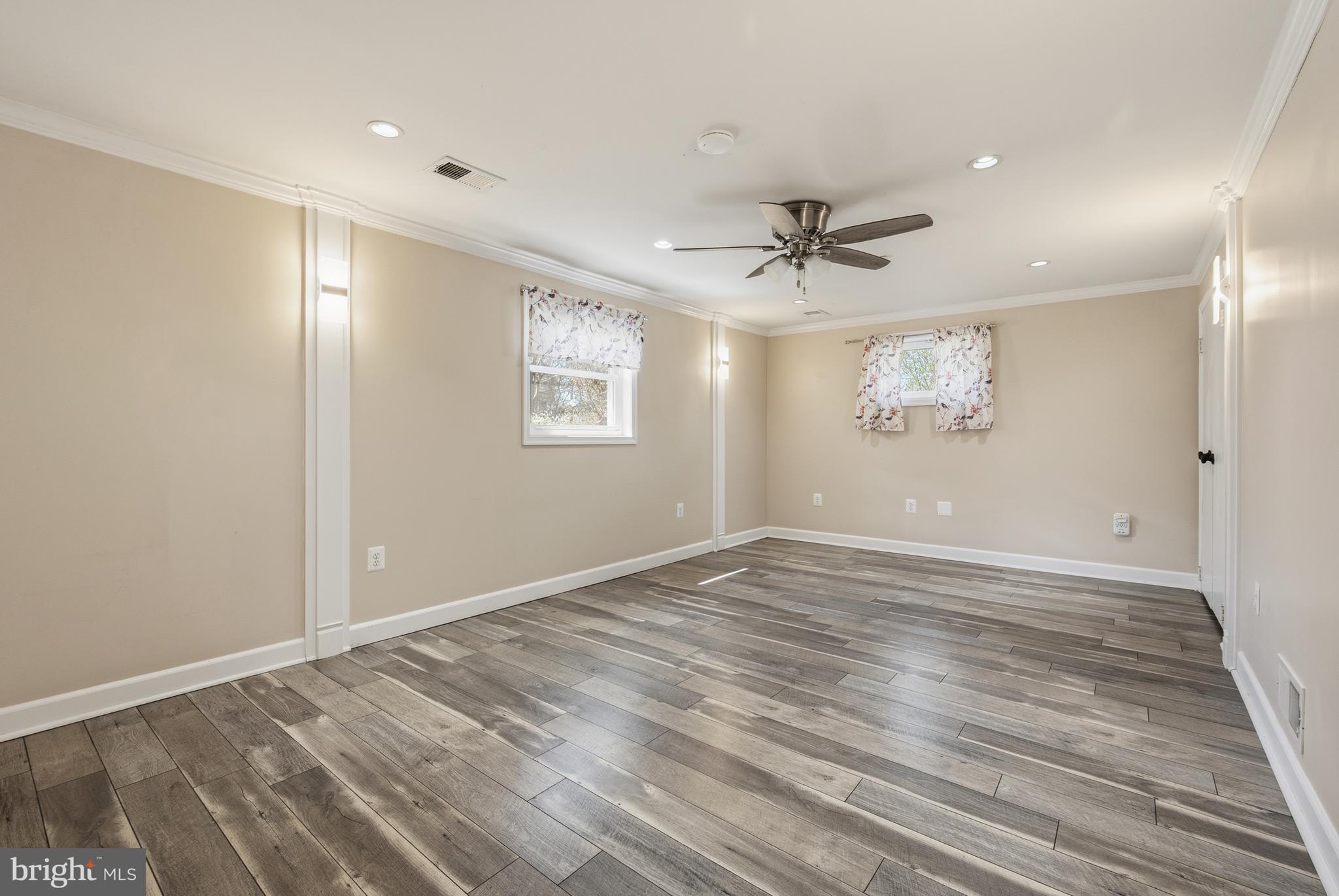 124 WOODLAND ROAD