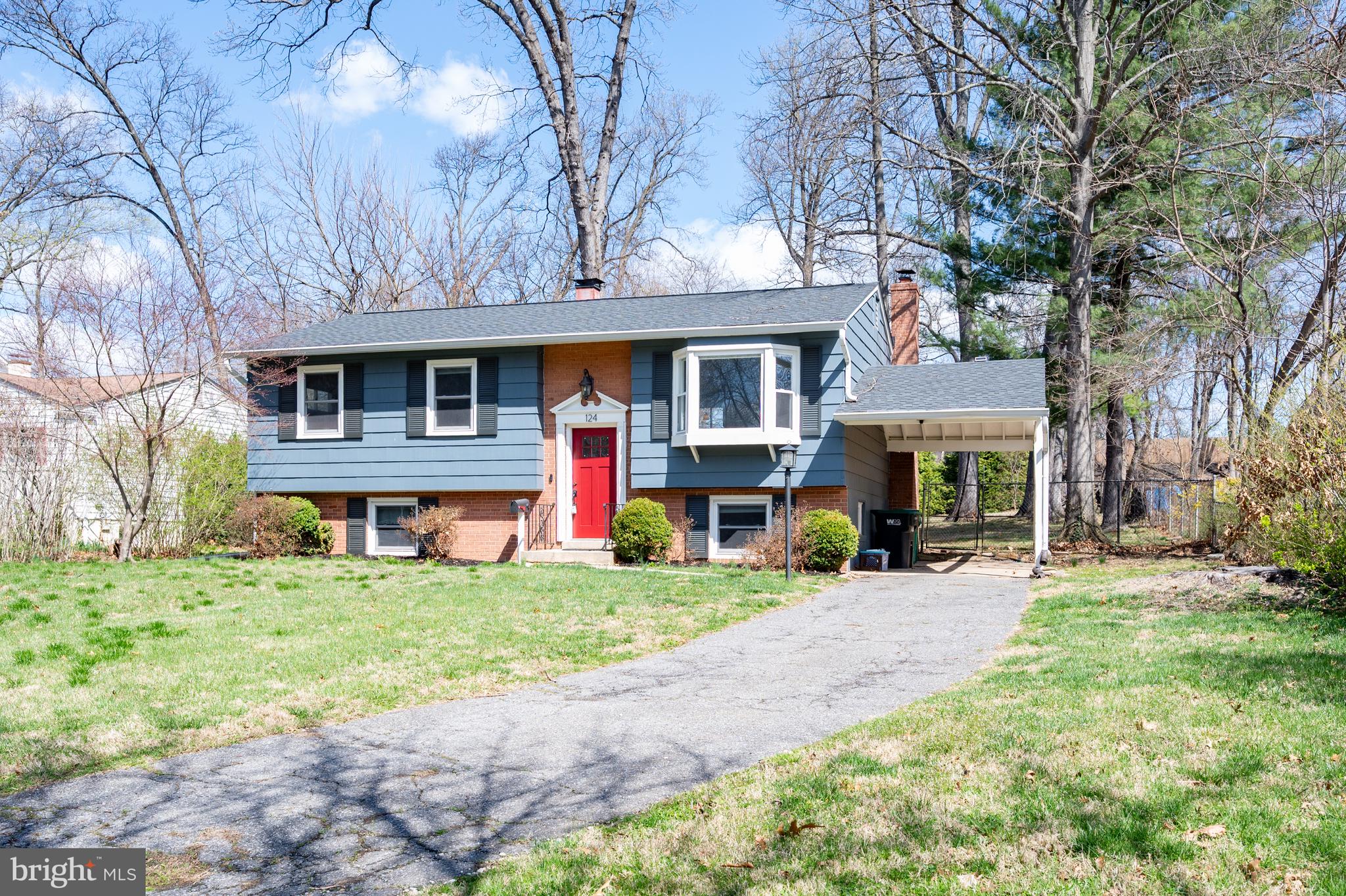 124 WOODLAND ROAD