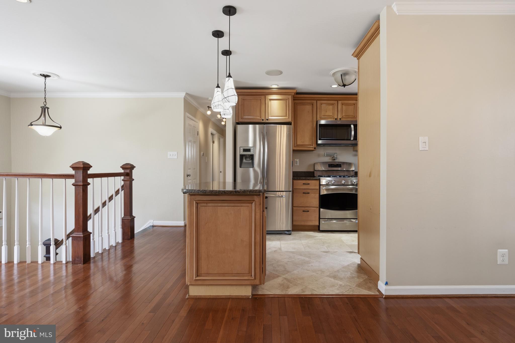 124 WOODLAND ROAD
