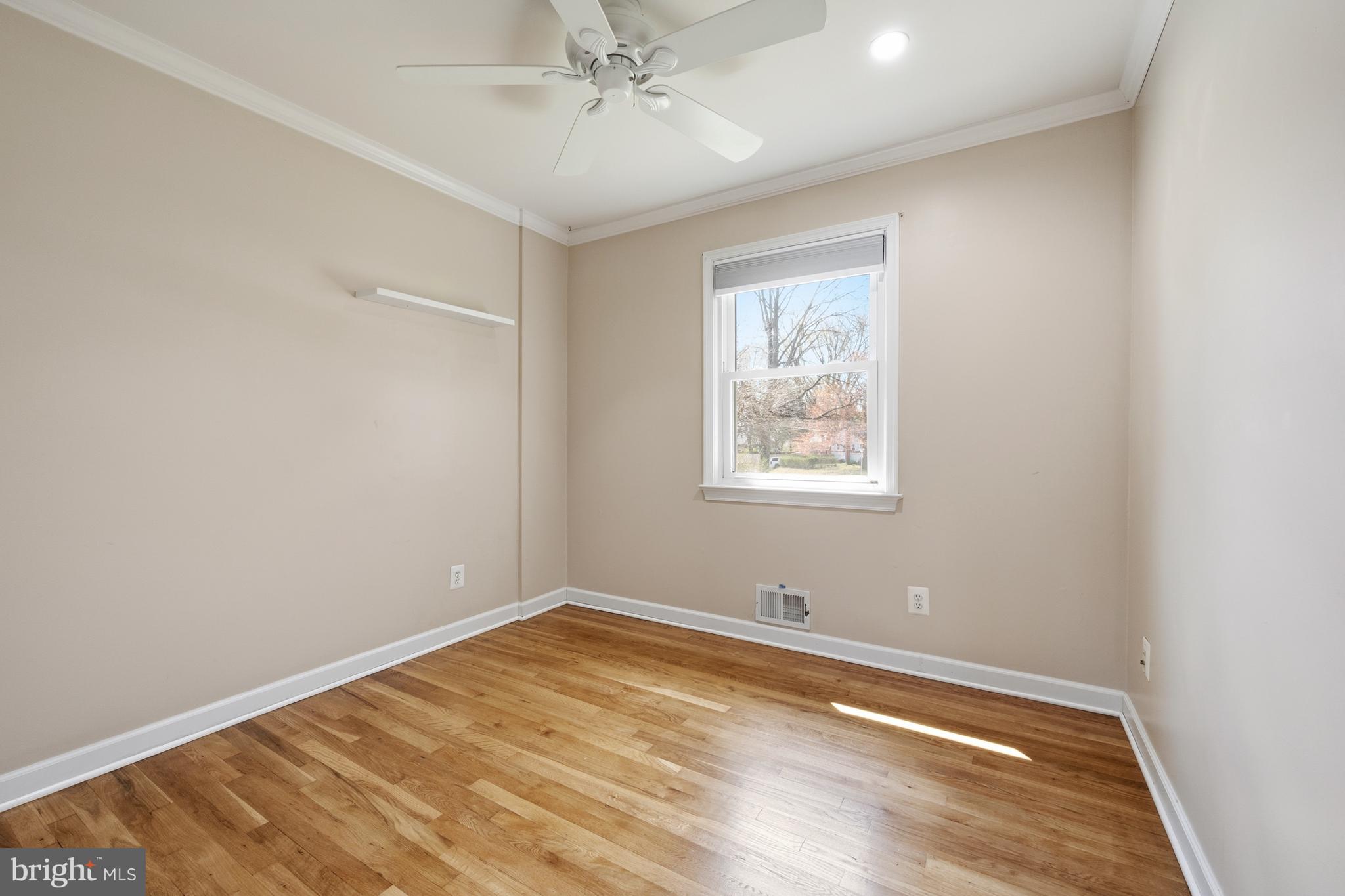 124 WOODLAND ROAD