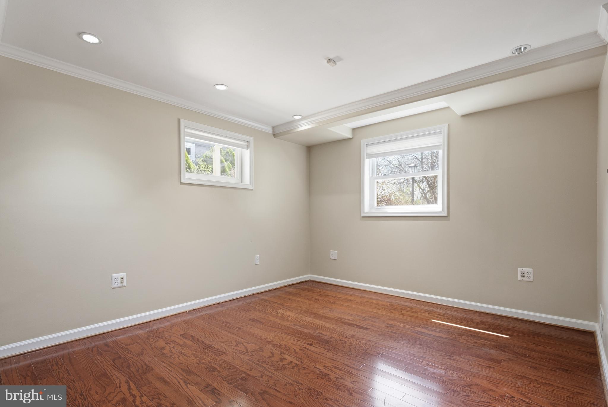 124 WOODLAND ROAD