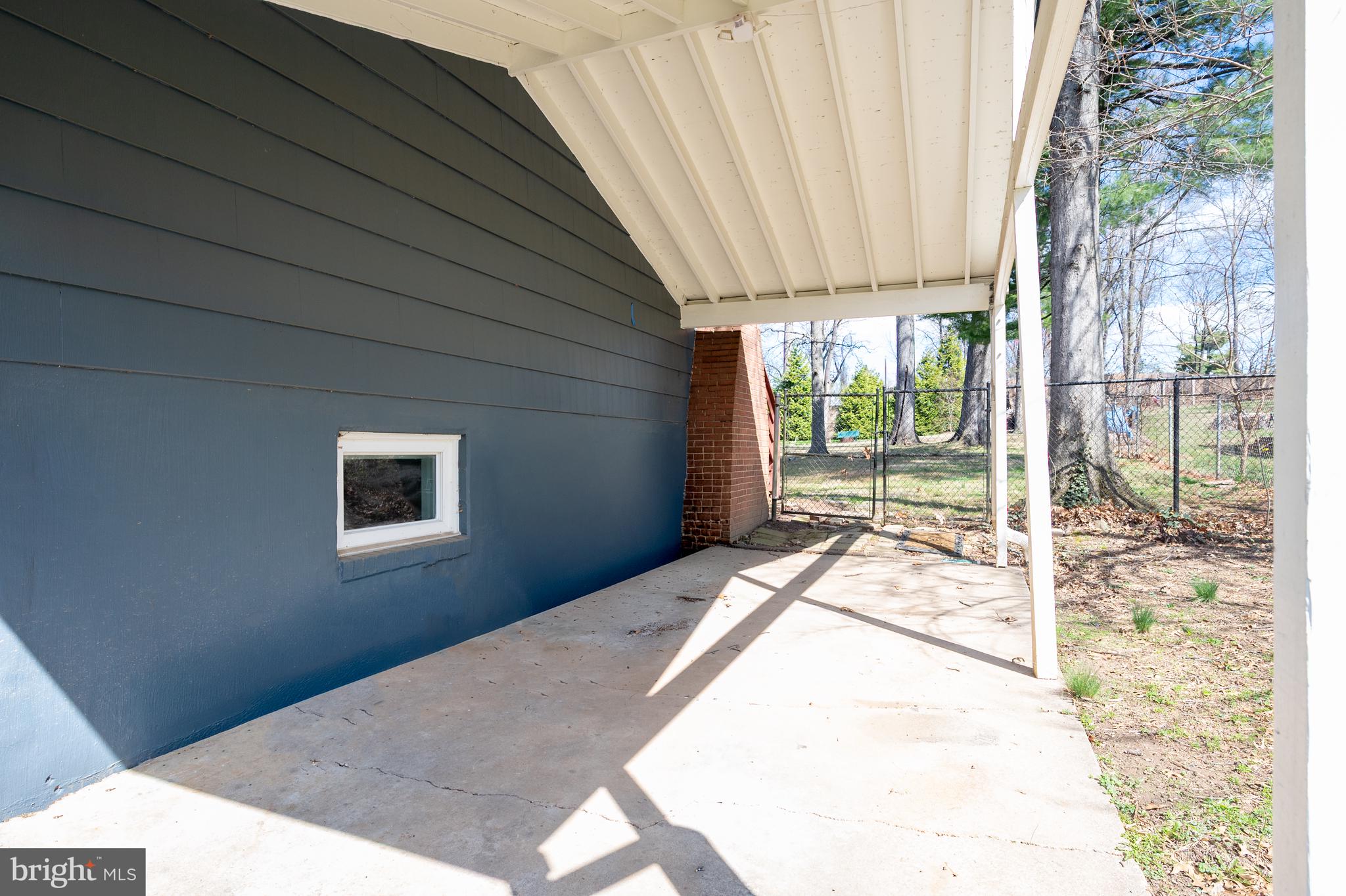 124 WOODLAND ROAD
