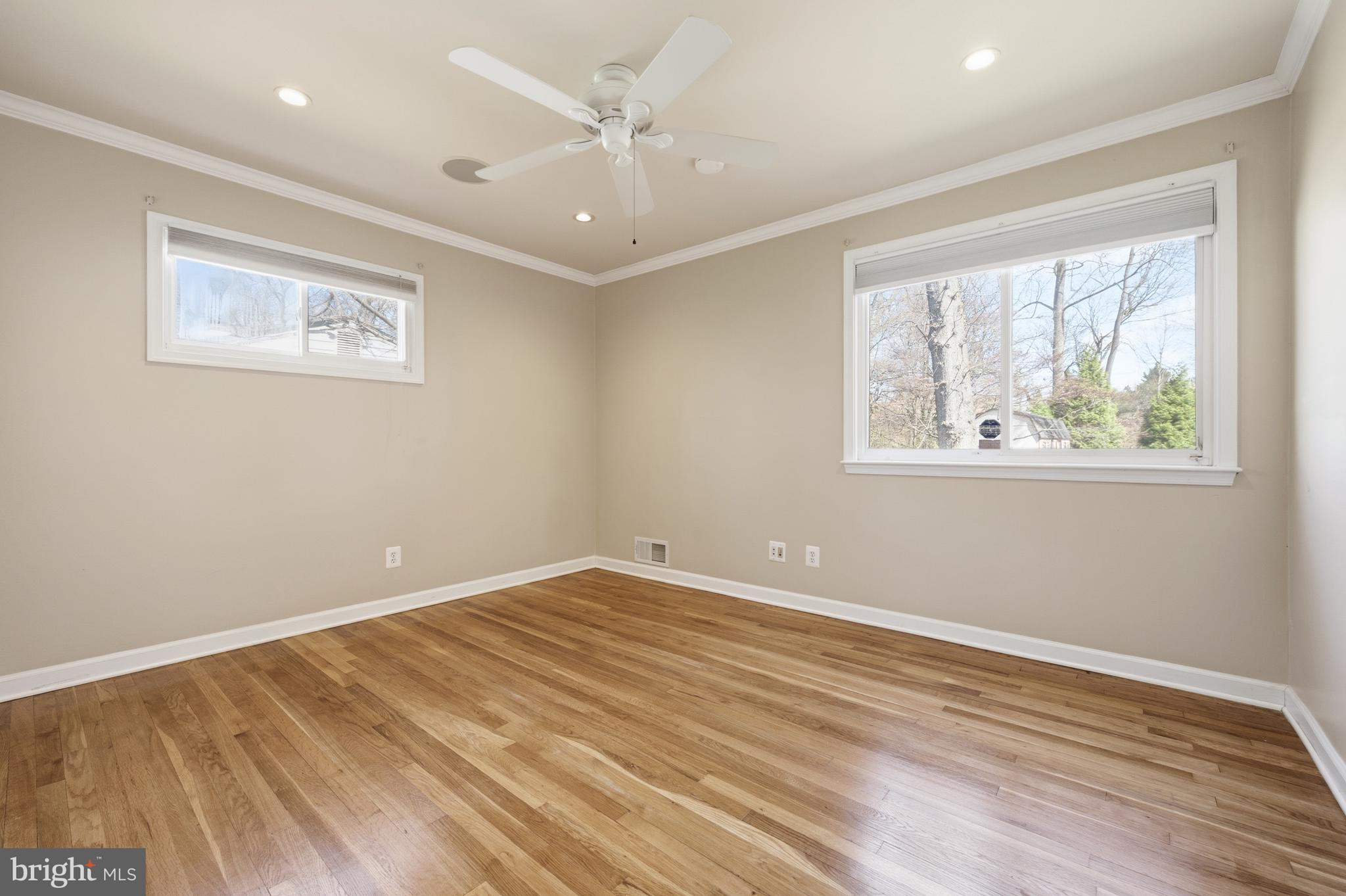 124 WOODLAND ROAD