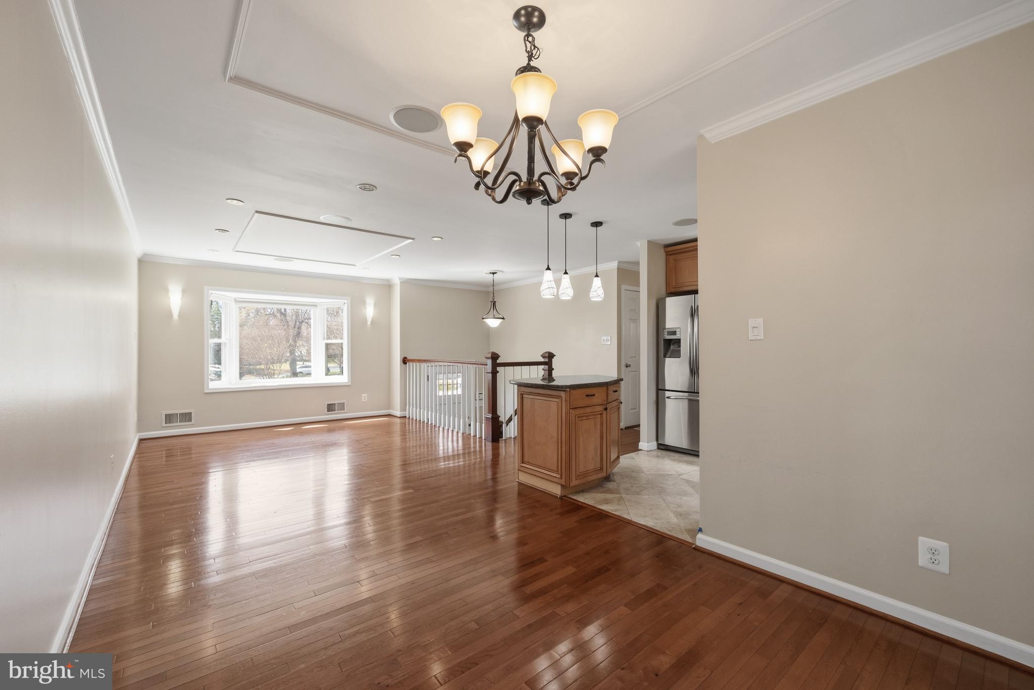 124 WOODLAND ROAD