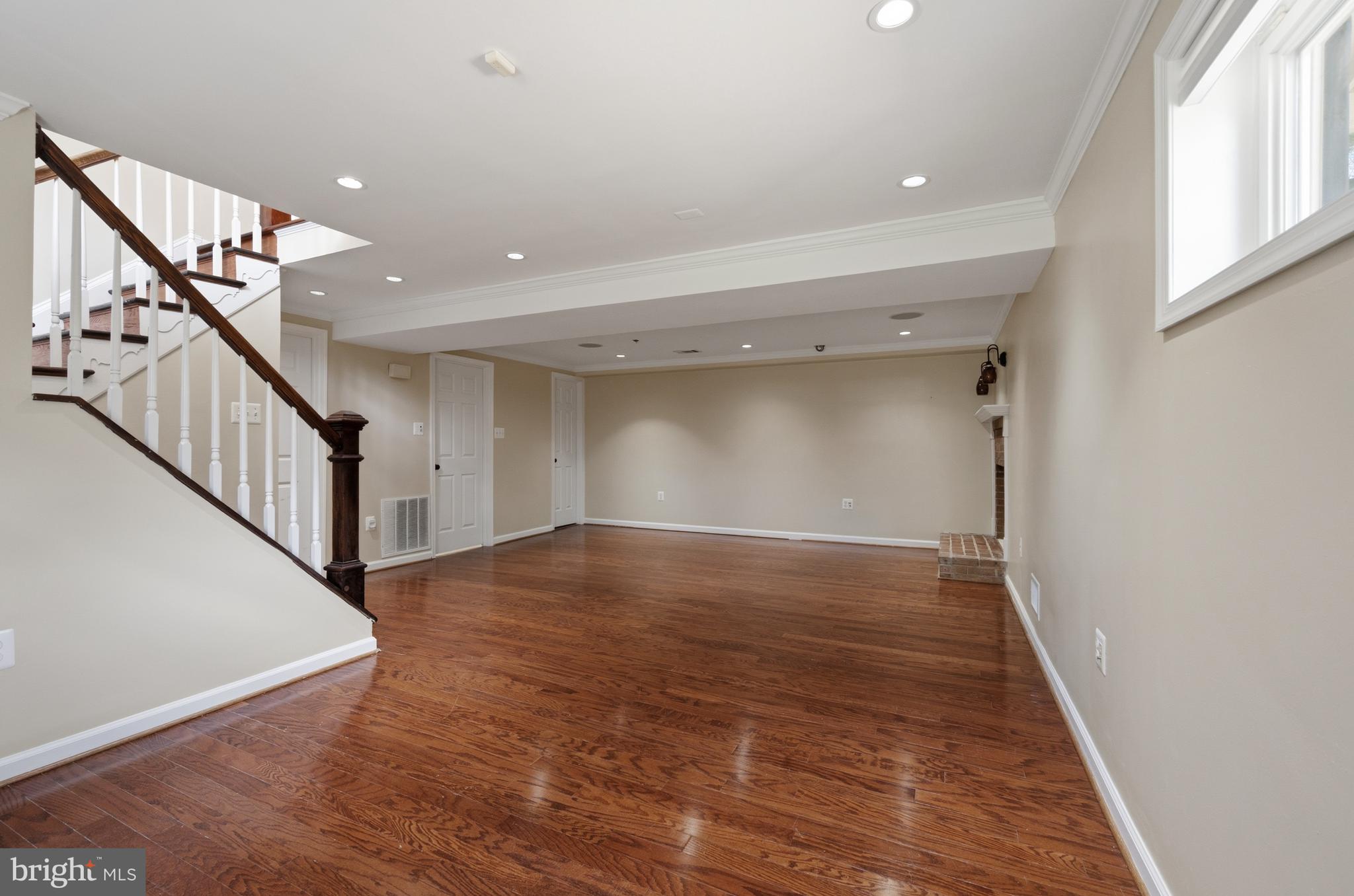 124 WOODLAND ROAD