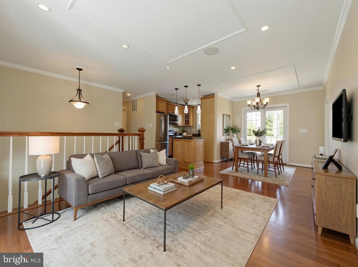 124 WOODLAND ROAD