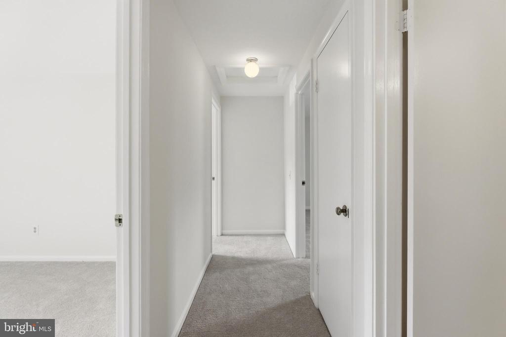12423 LOFT LANE