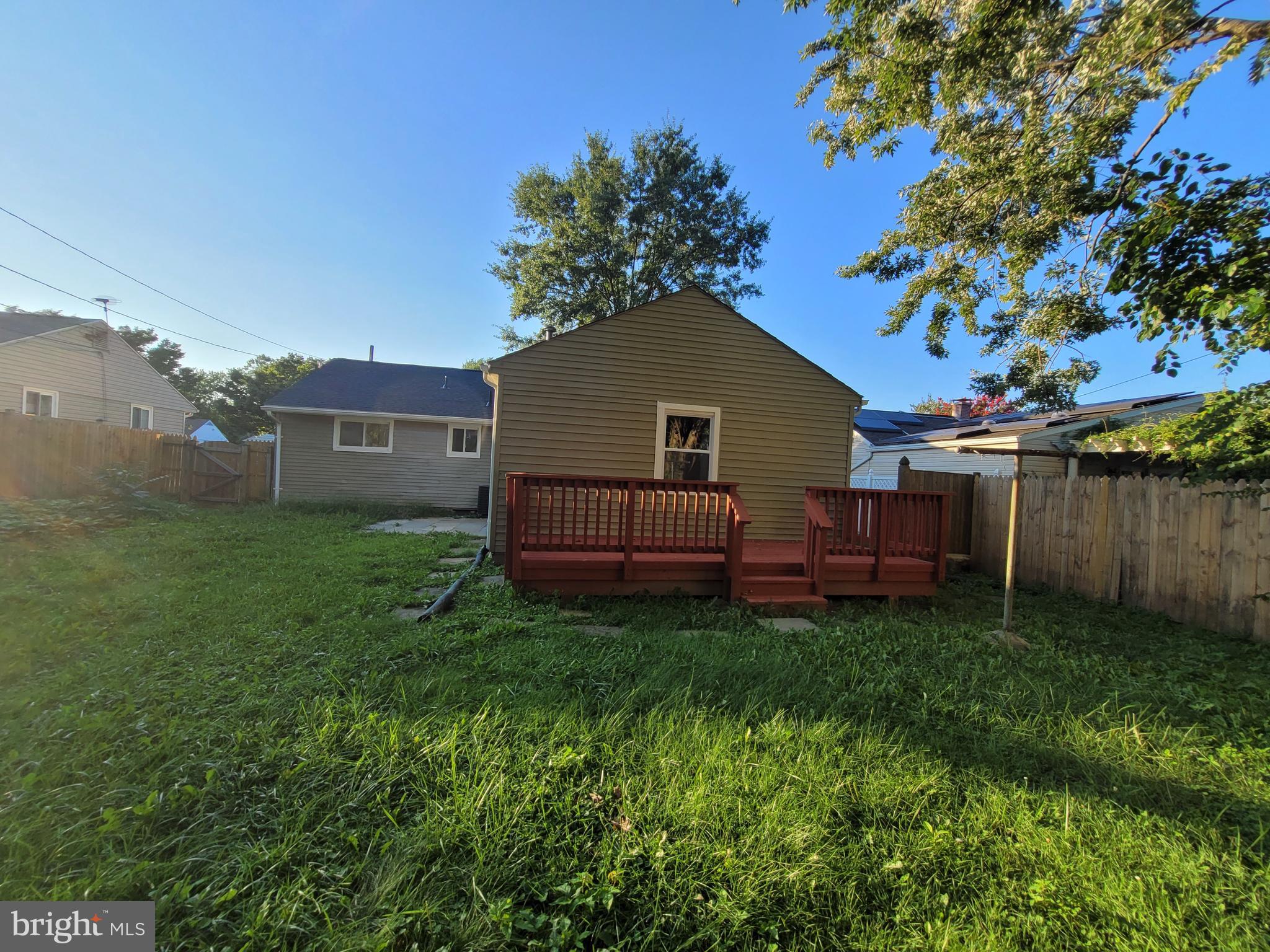 1016 8TH STREET