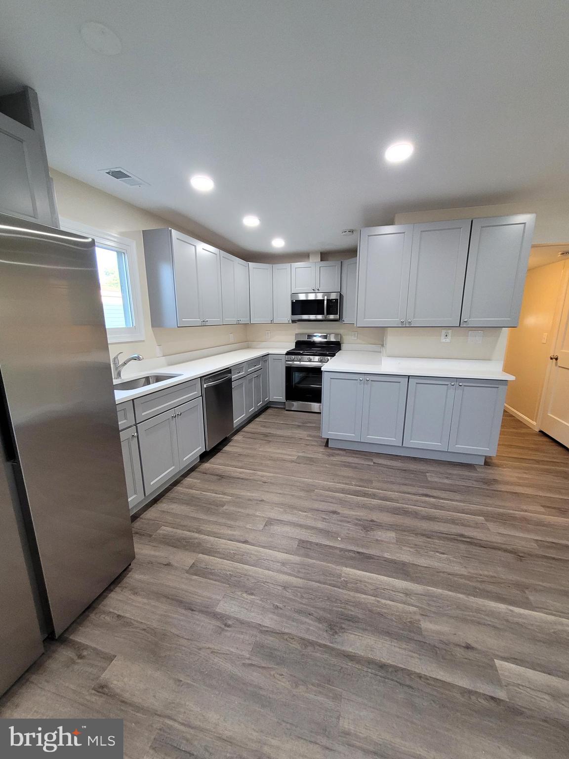 1016 8TH STREET