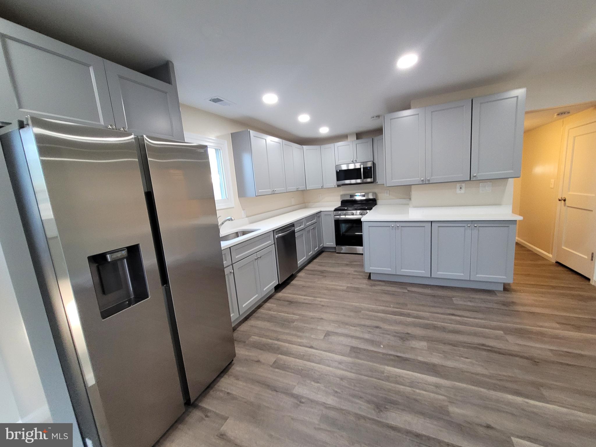 1016 8TH STREET