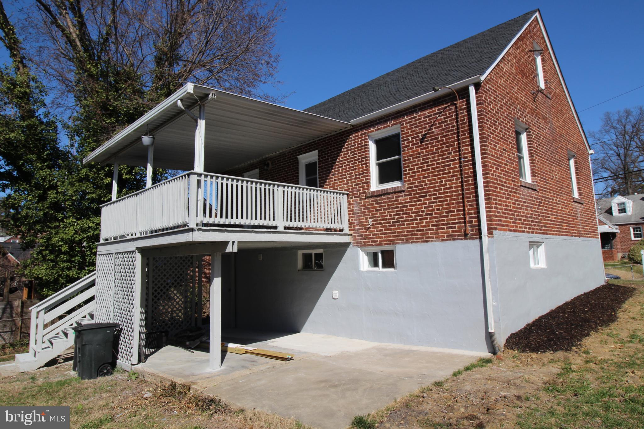 803 COX AVENUE
