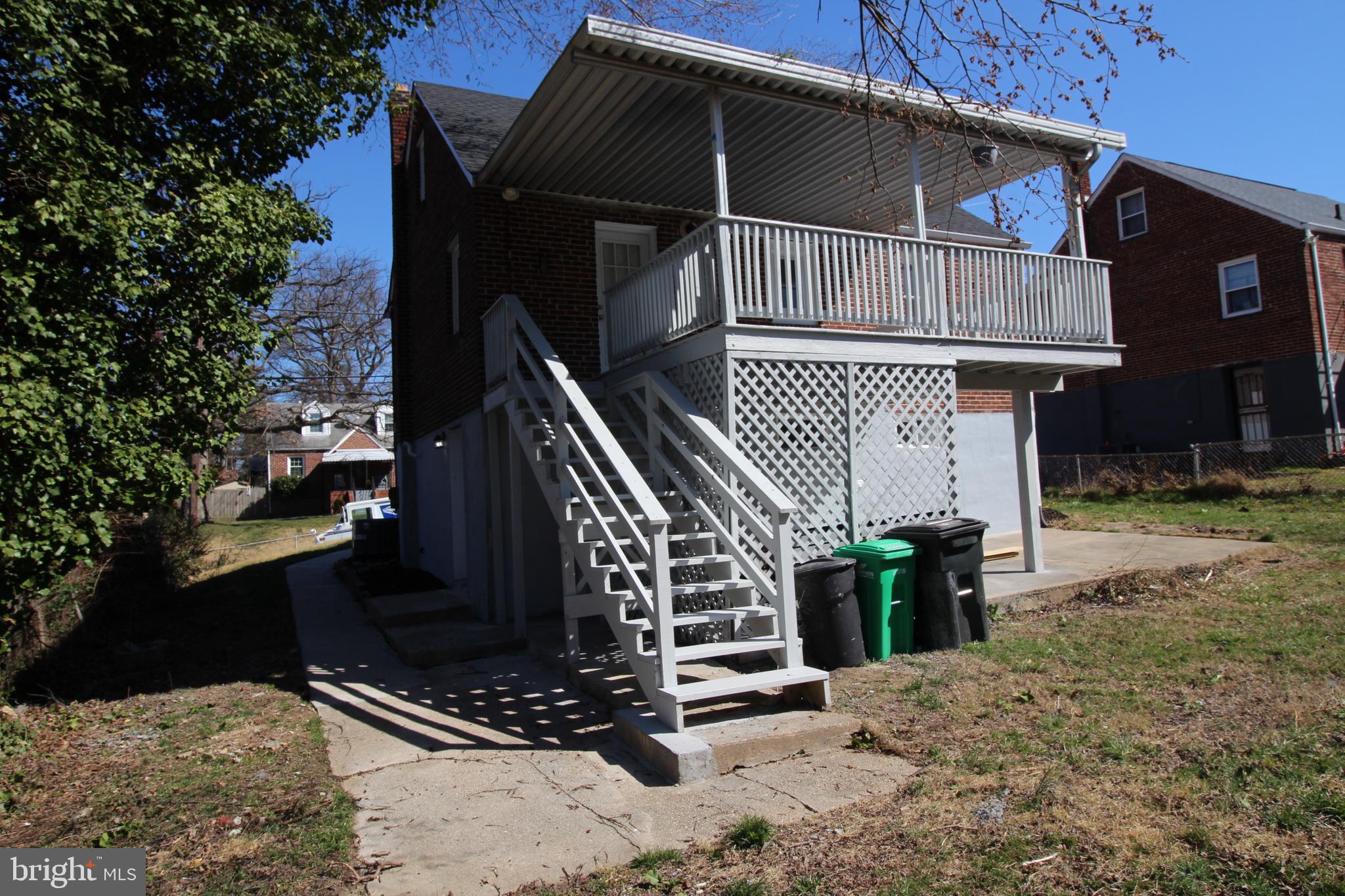 803 COX AVENUE