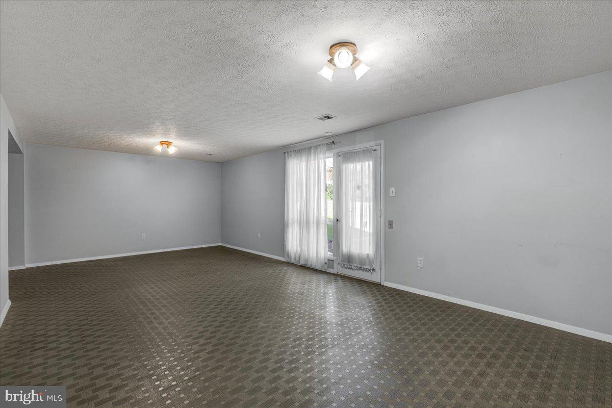 10409 TULSA DRIVE