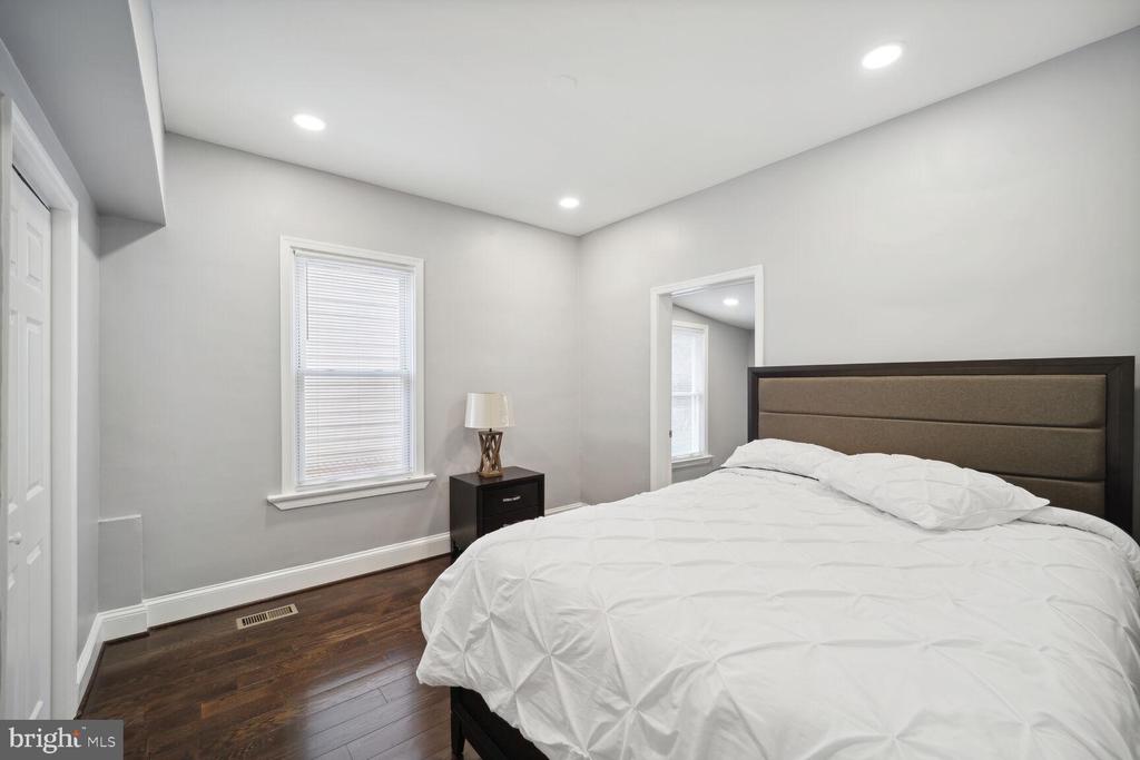 6304 45TH PLACE