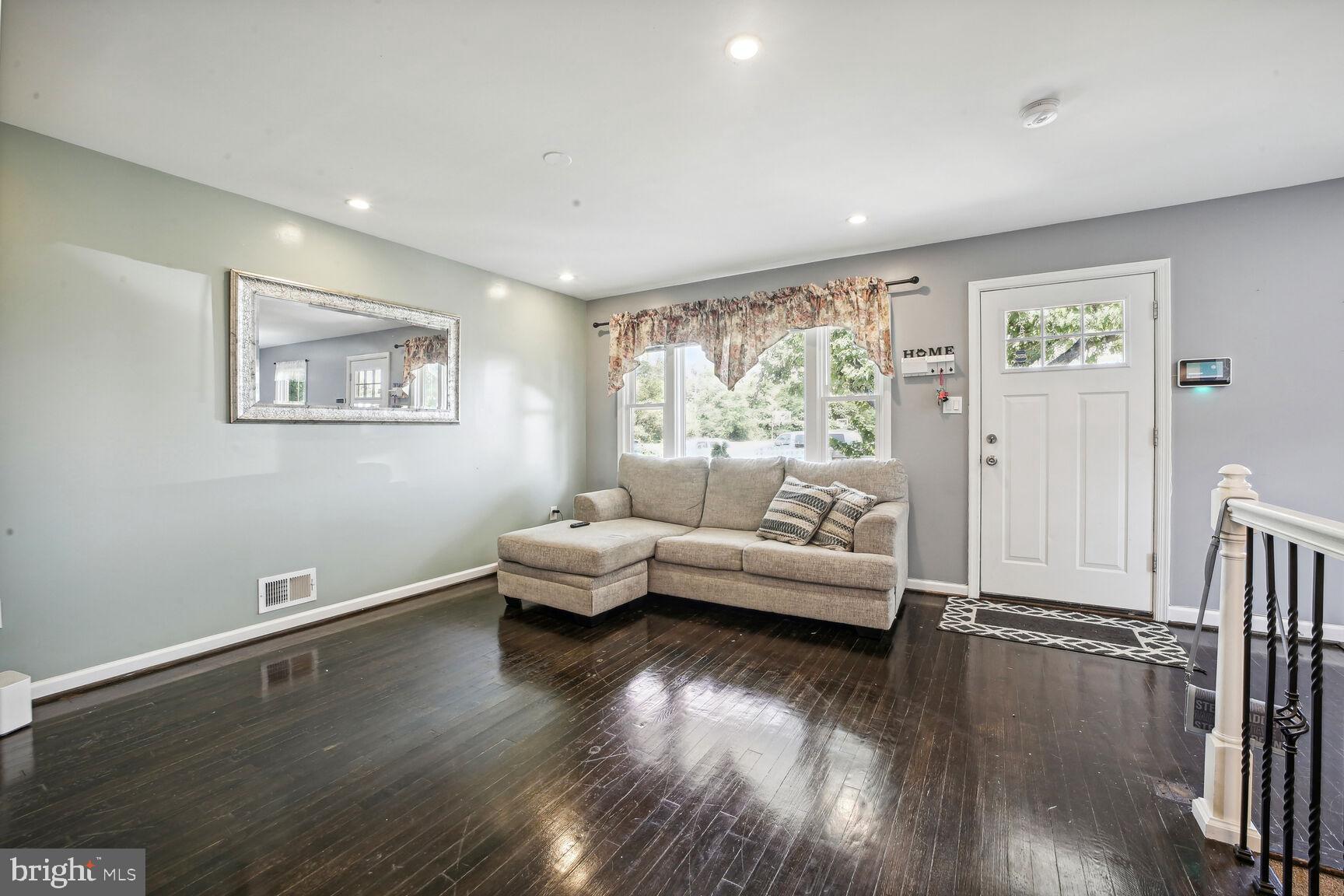 1231 CAPITOL HEIGHTS BOULEVARD