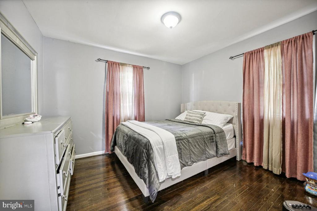 1231 CAPITOL HEIGHTS BOULEVARD