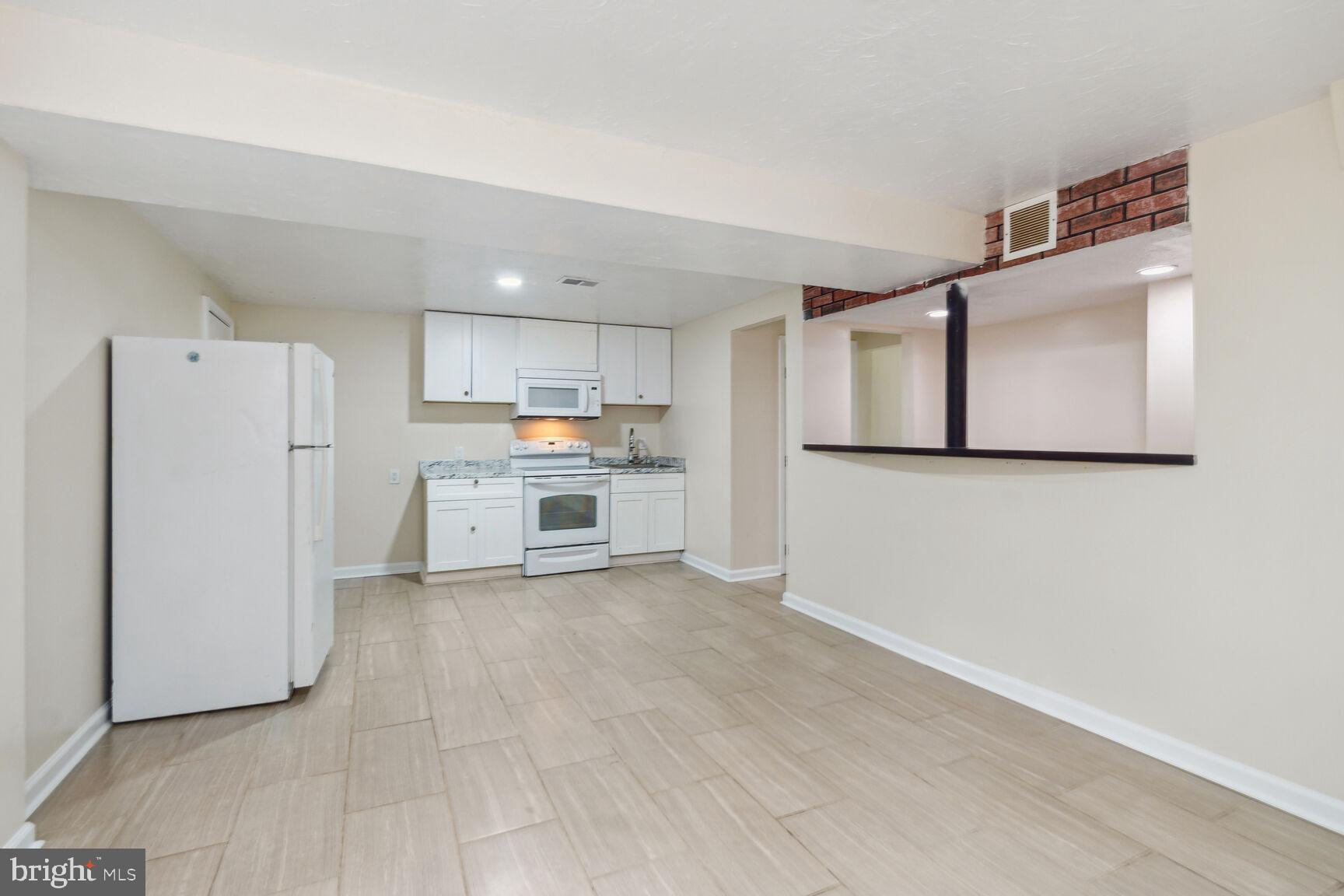 6600 GREENVALE PARKWAY