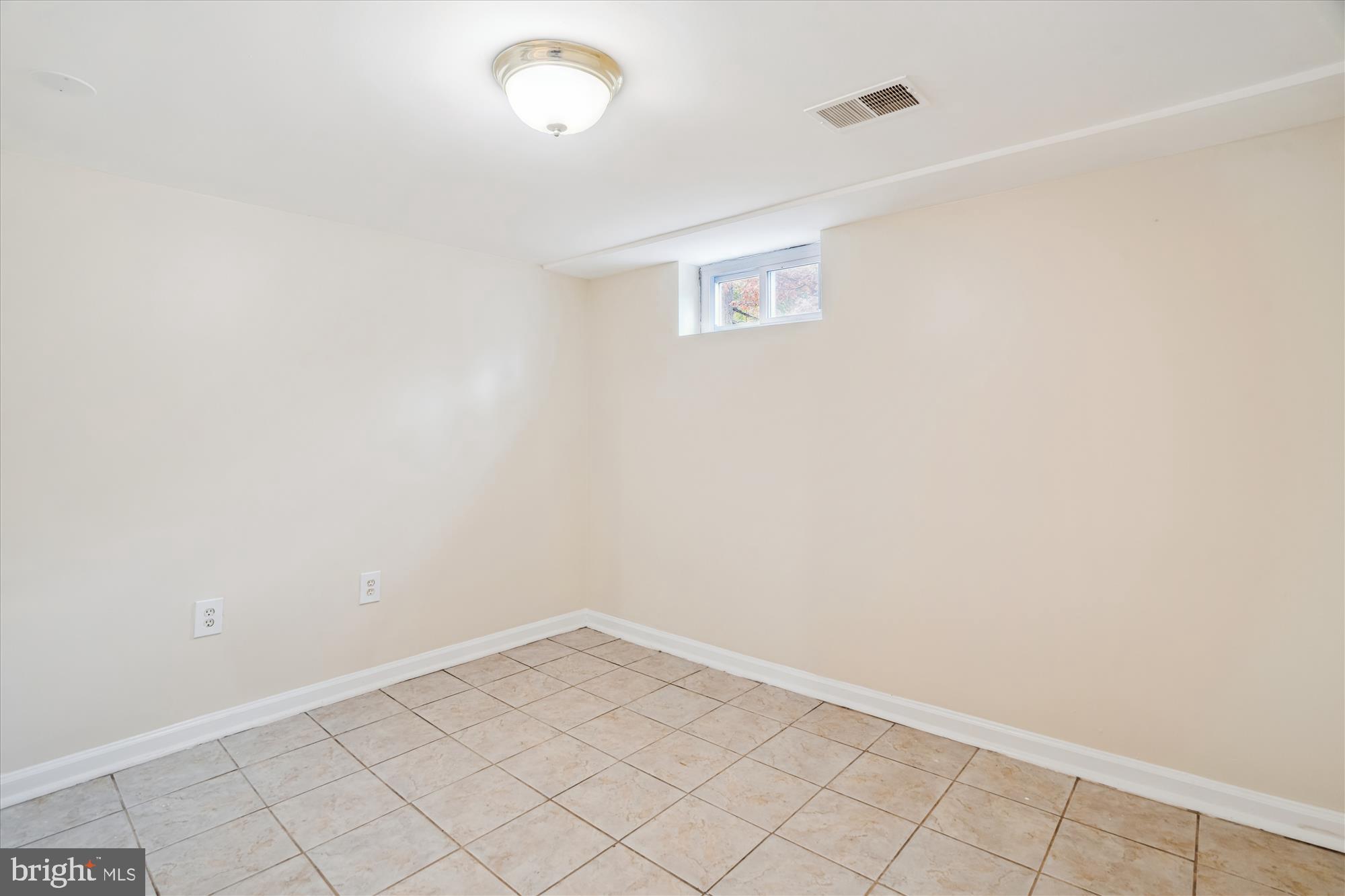 9121 LANHAM SEVERN ROAD