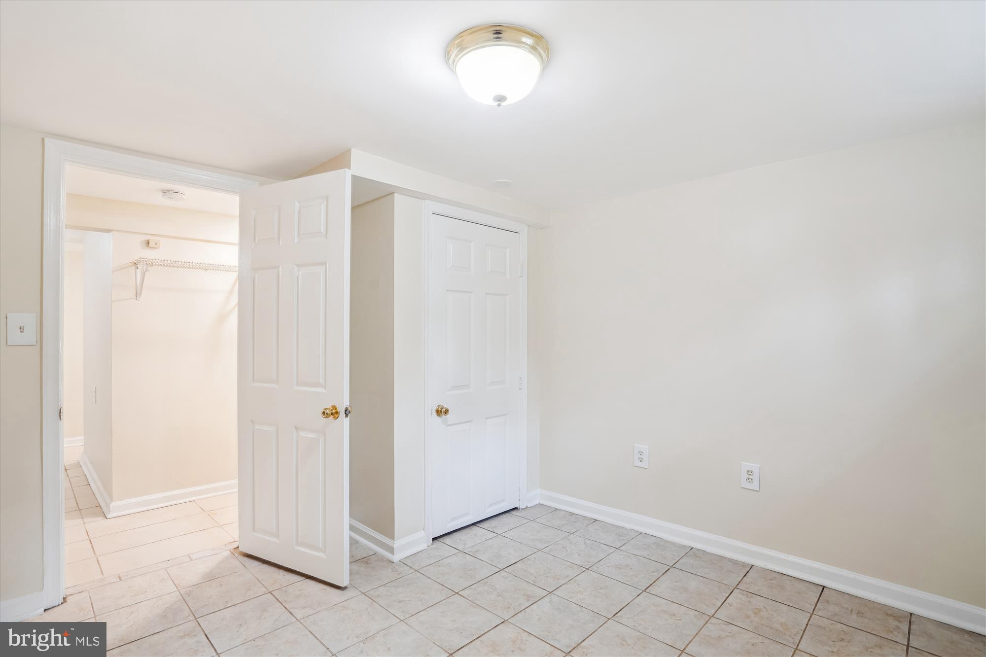 9121 LANHAM SEVERN ROAD