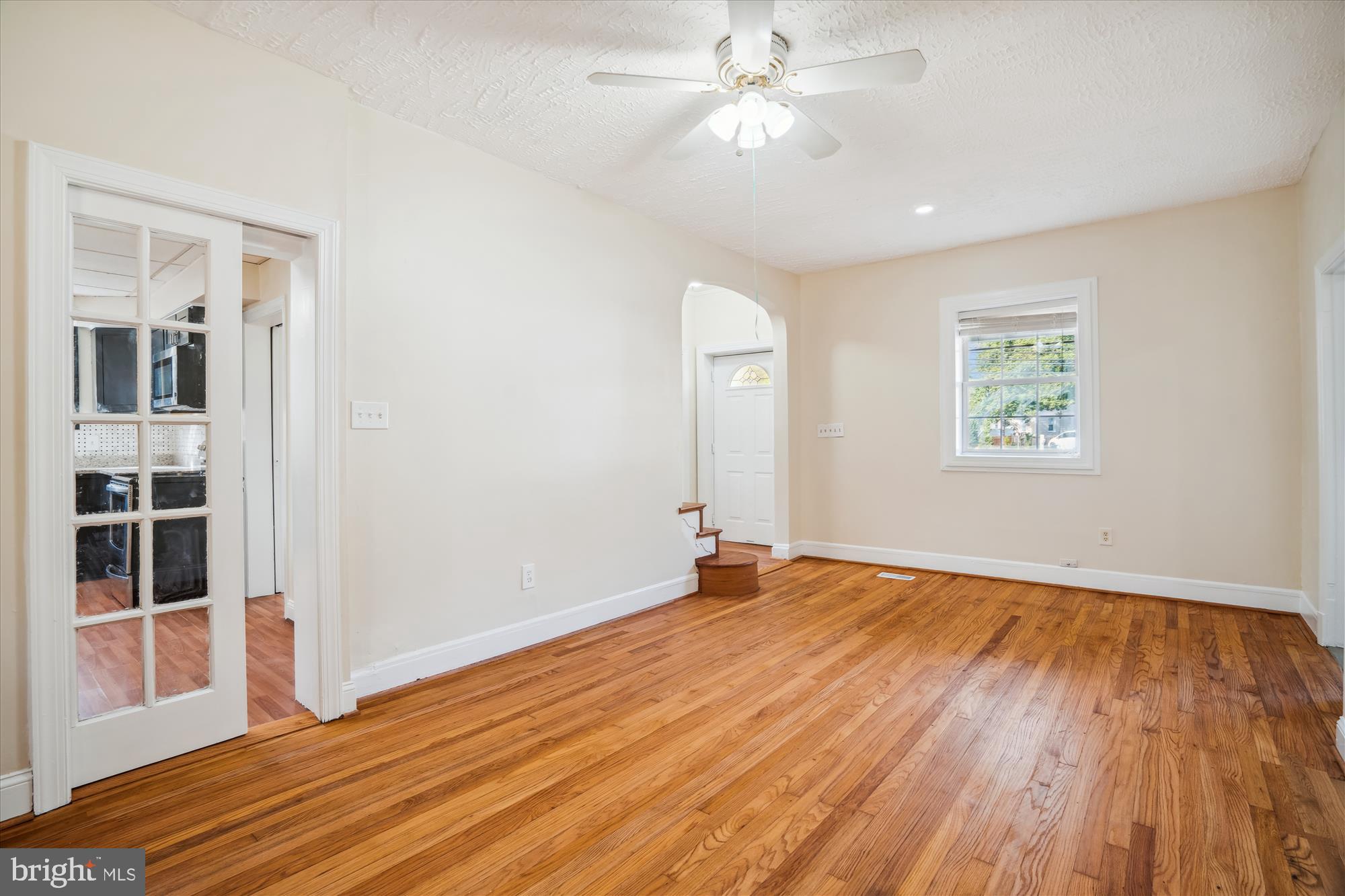 9121 LANHAM SEVERN ROAD