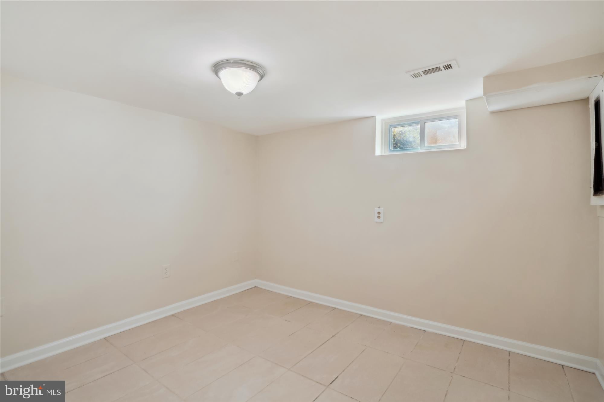 9121 LANHAM SEVERN ROAD