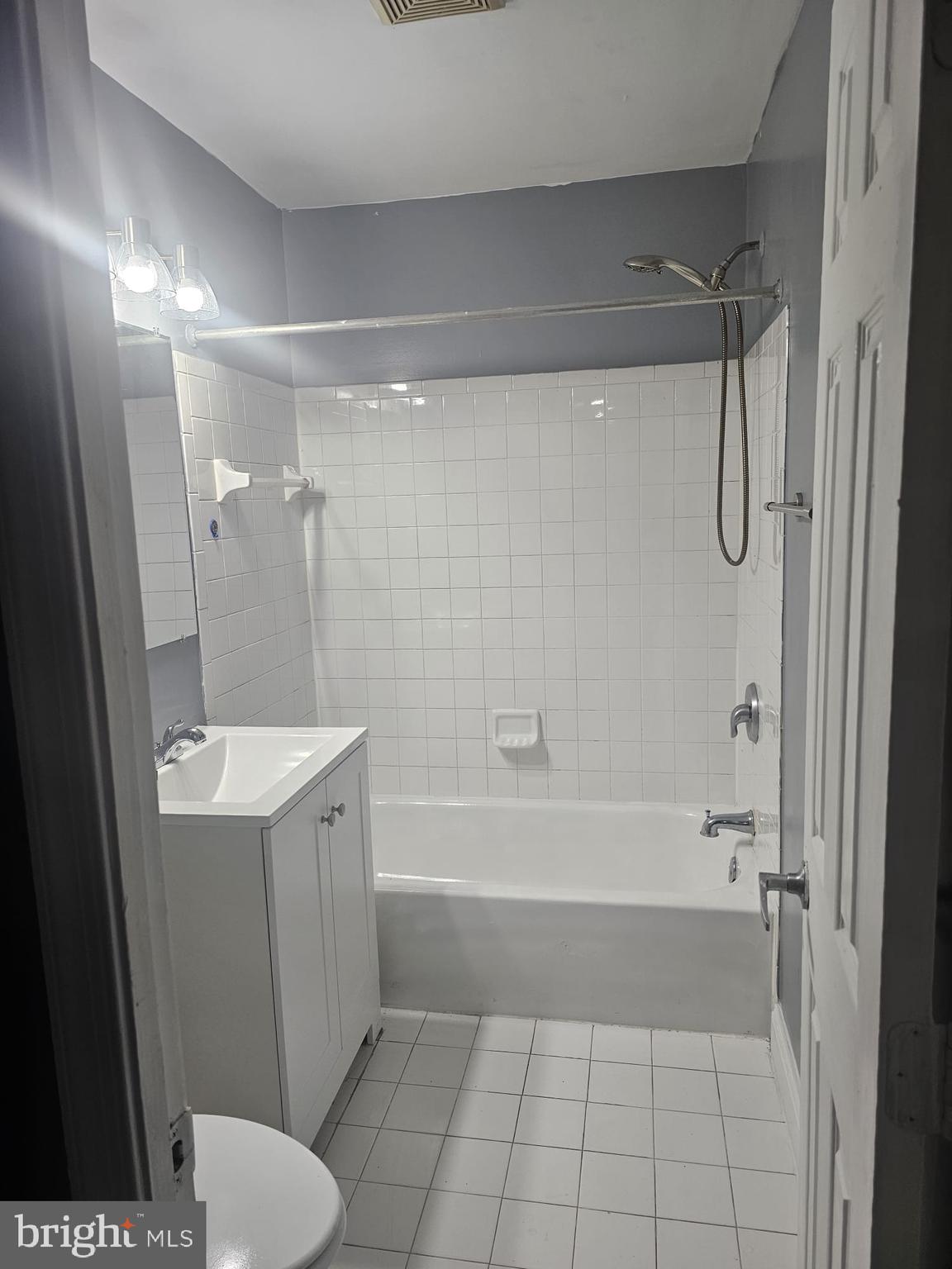 1009 CHILLUM ROAD 106
