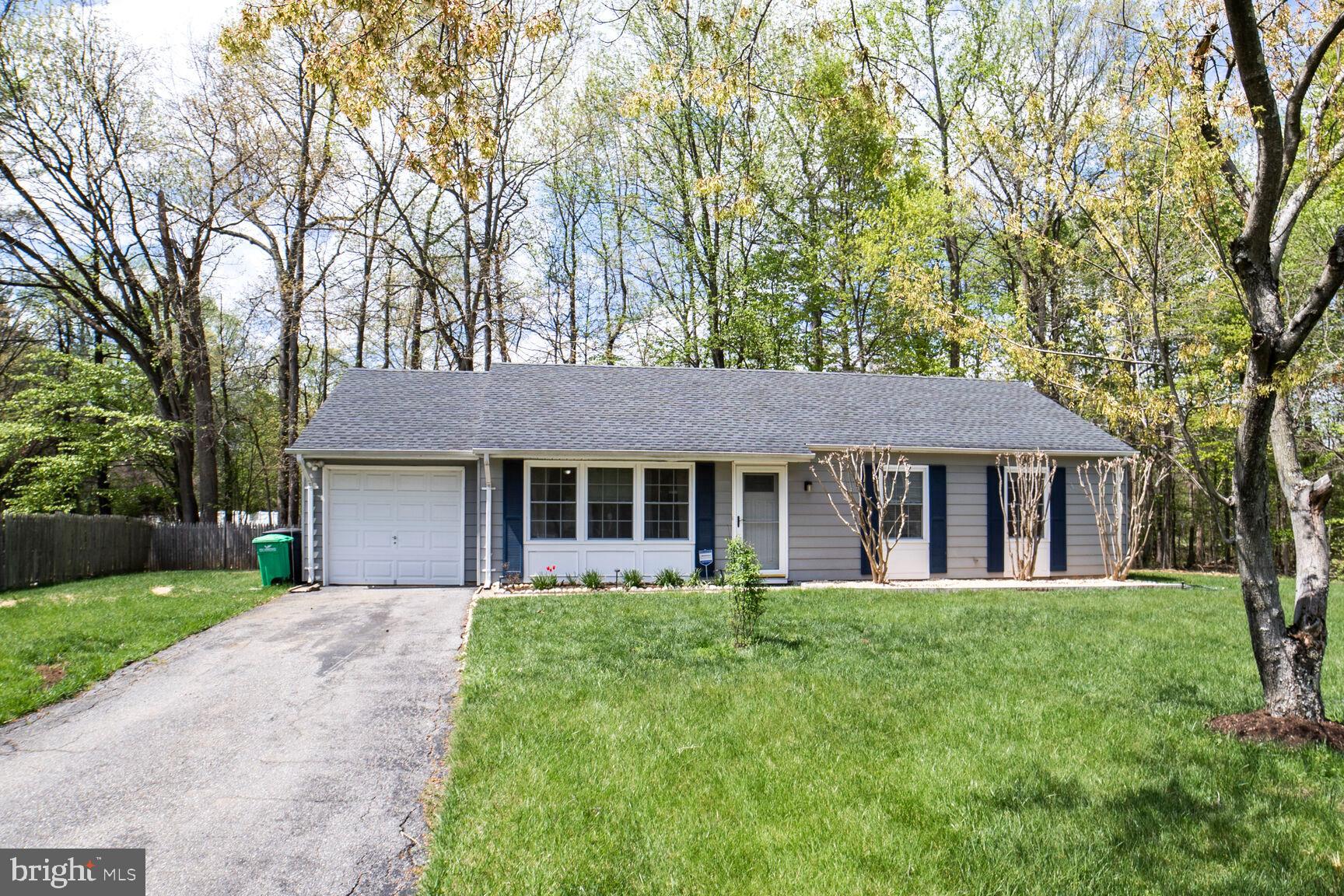 10400 RAMBLING HILL COURT