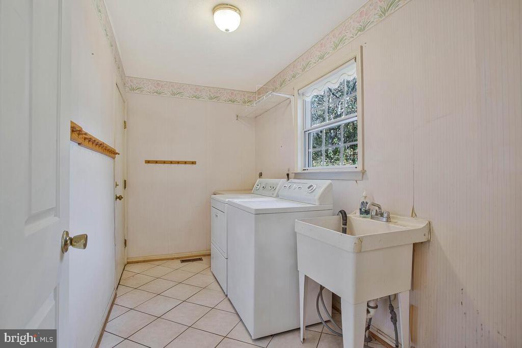 2101 BERMONDSEY DRIVE