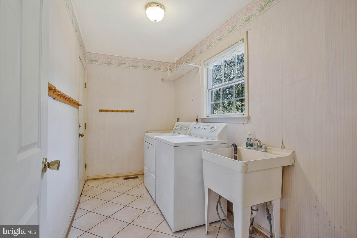 2101 BERMONDSEY DRIVE