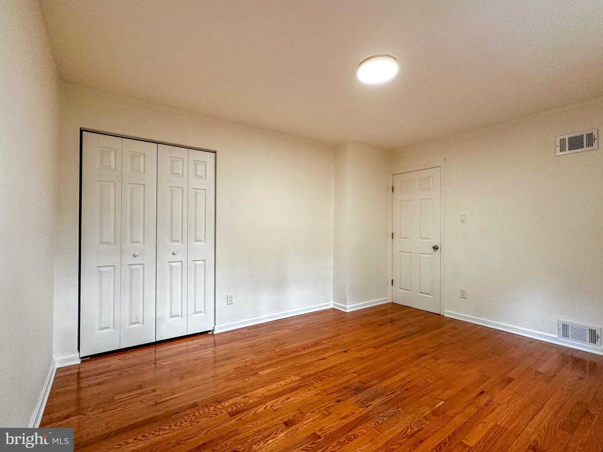 2208 COLUMBIA PLACE