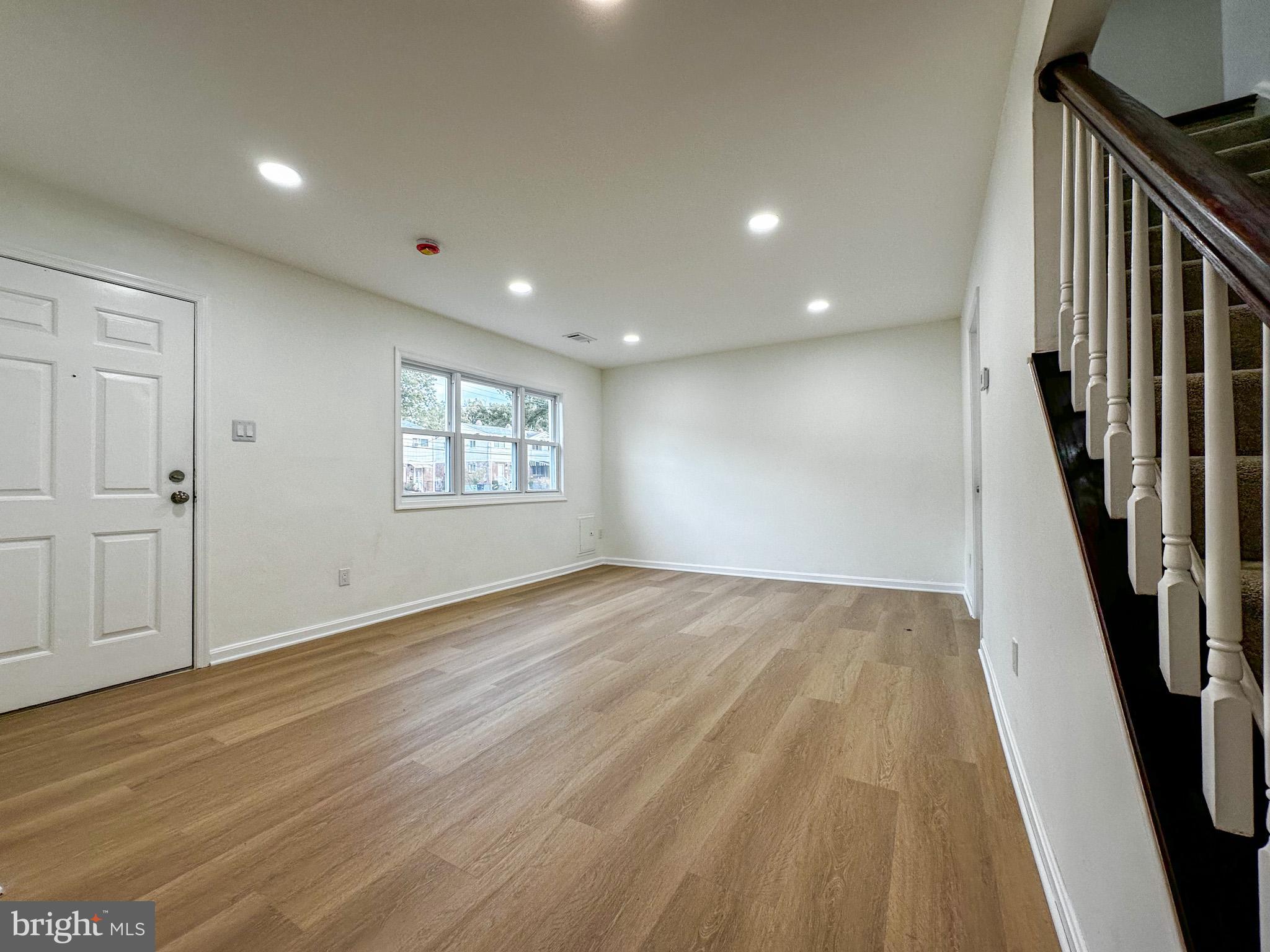 2208 COLUMBIA PLACE
