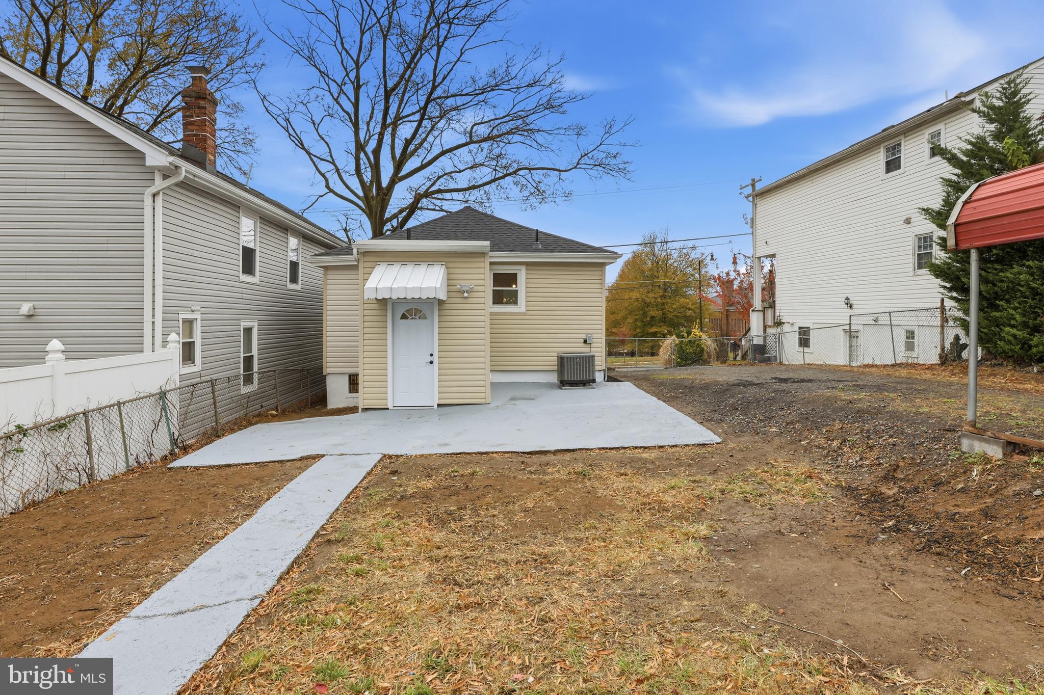 833 EASTERN AVENUE