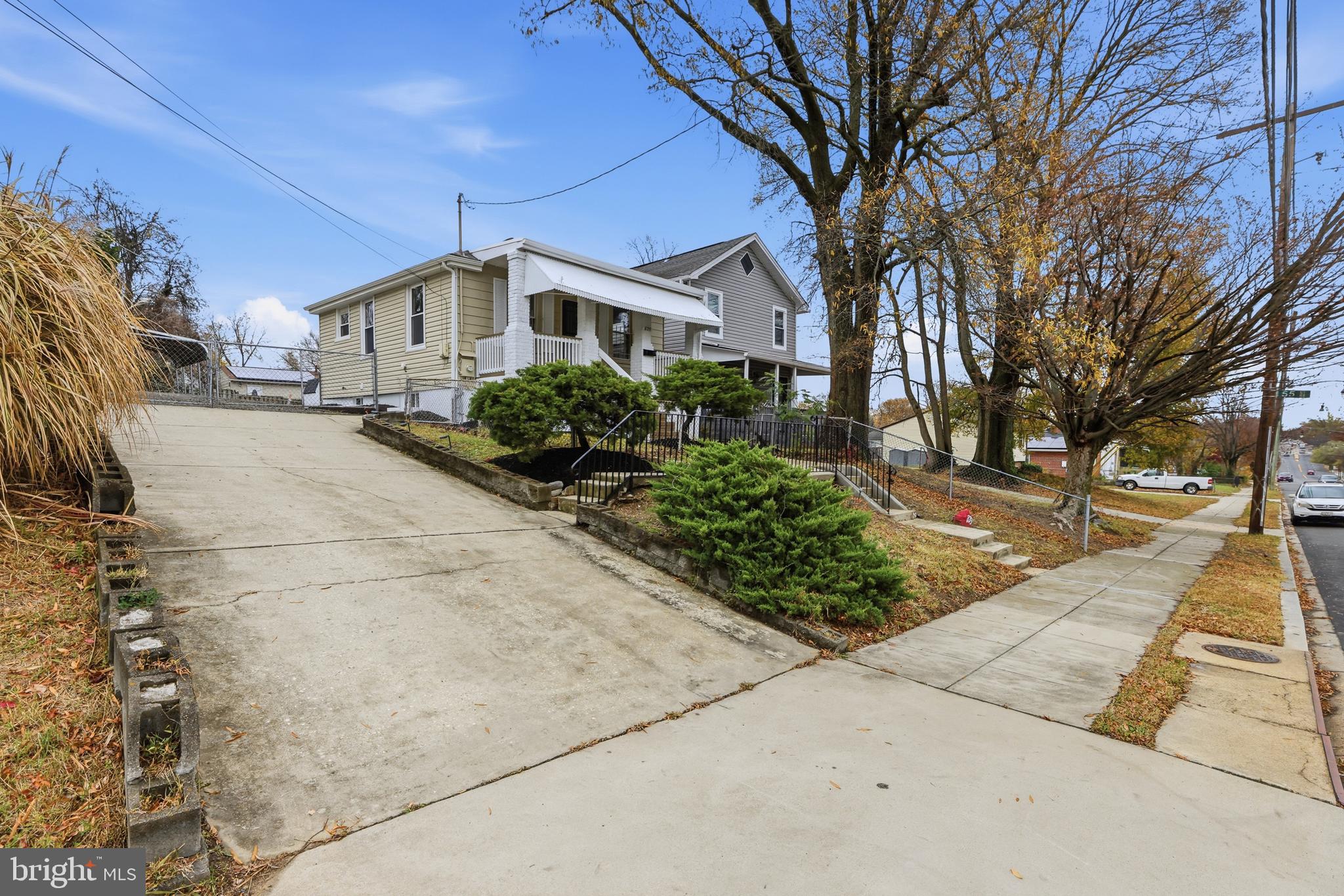 833 EASTERN AVENUE