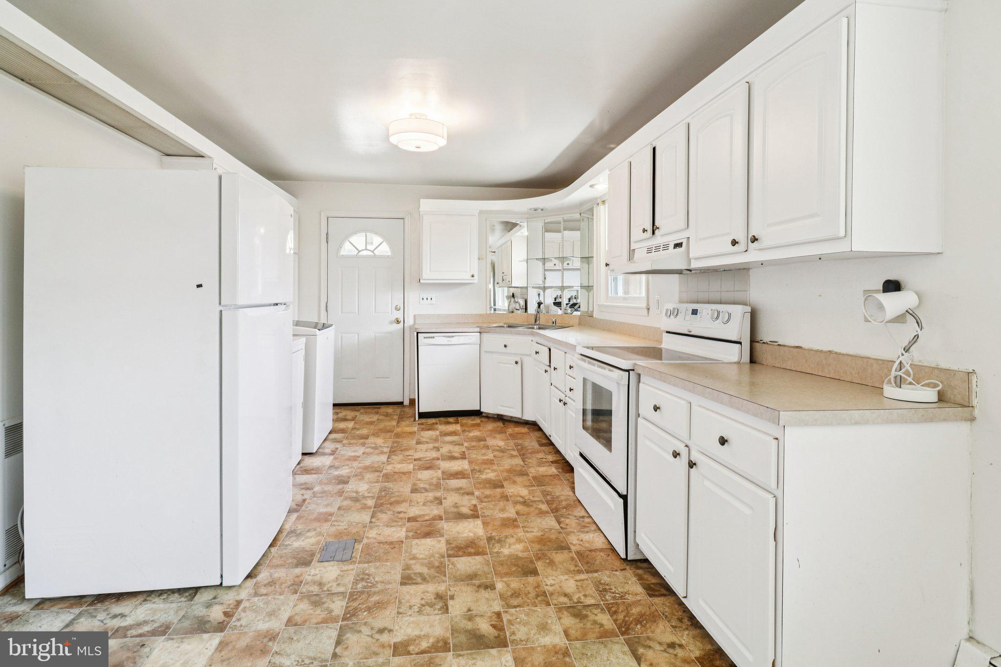 3125 FALLSTON AVENUE