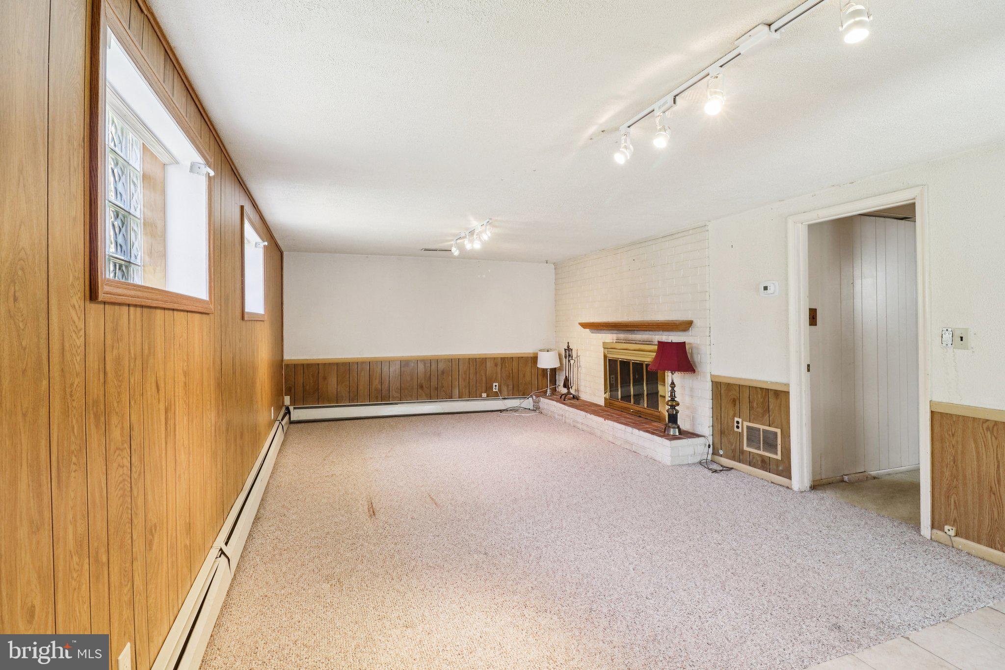 3125 FALLSTON AVENUE