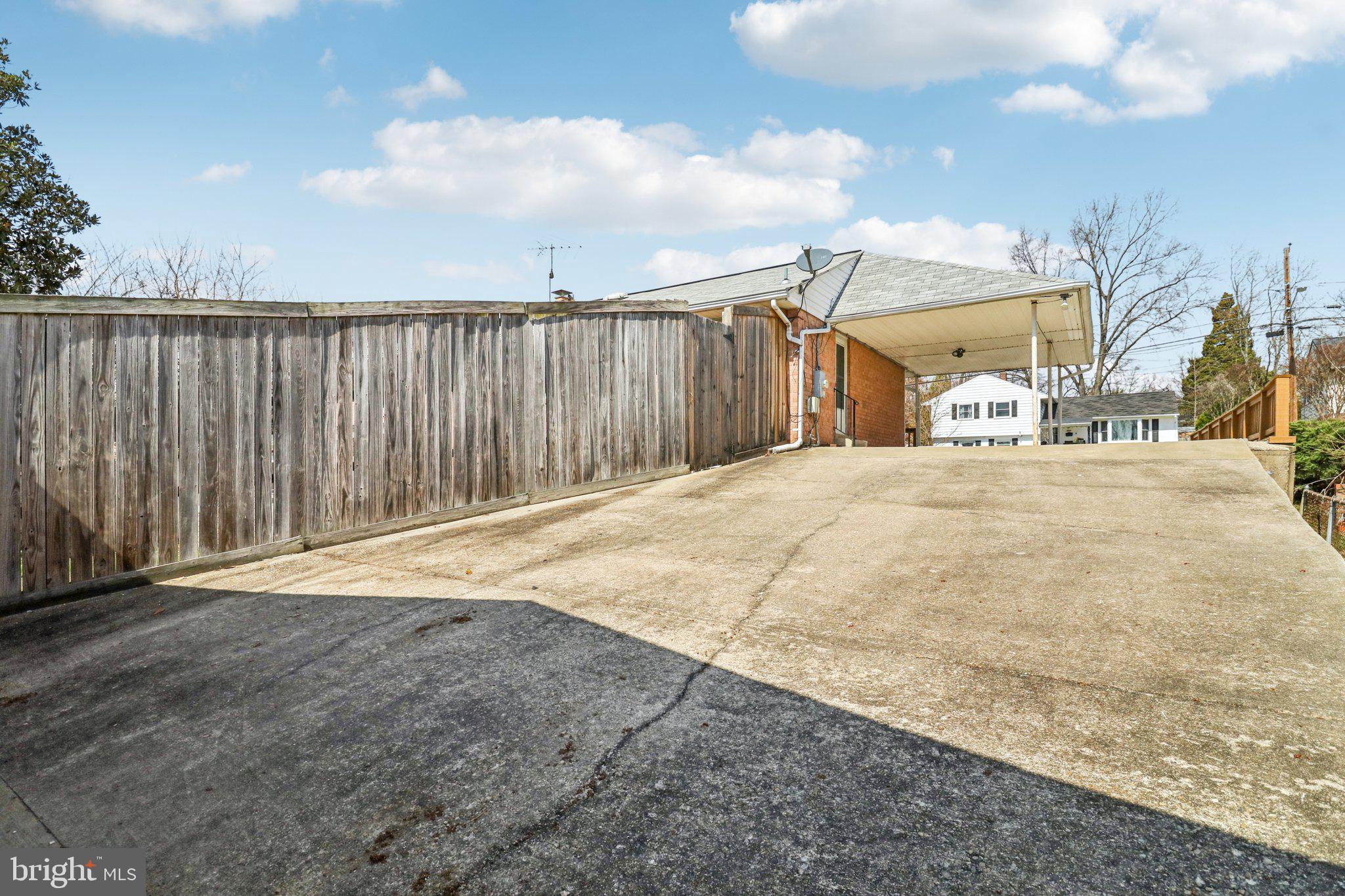 3125 FALLSTON AVENUE