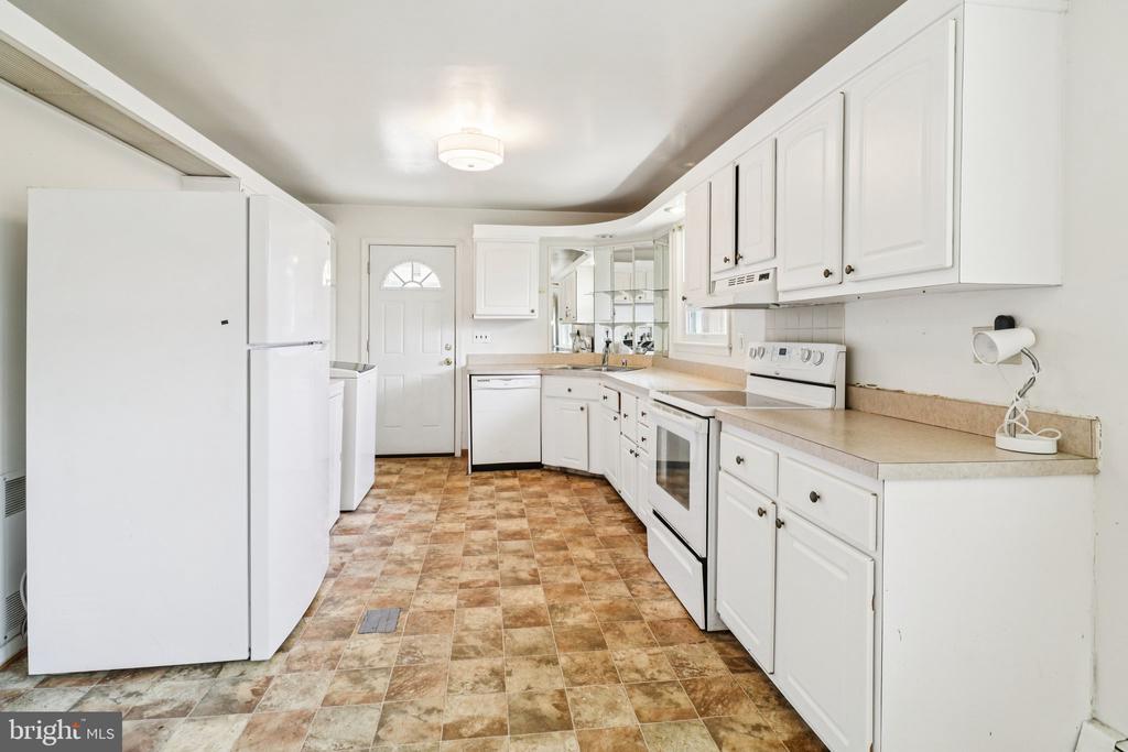 3125 FALLSTON AVENUE