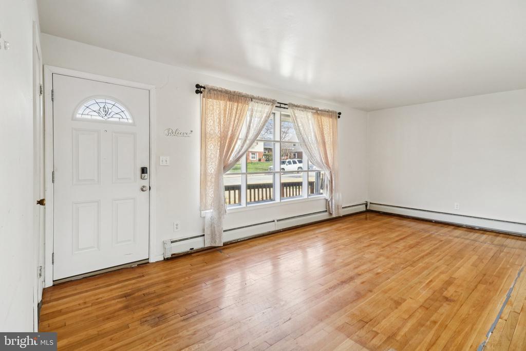 3125 FALLSTON AVENUE